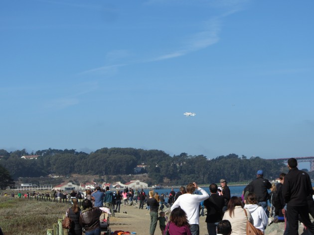 Shuttle Endeavor over Crissy Field